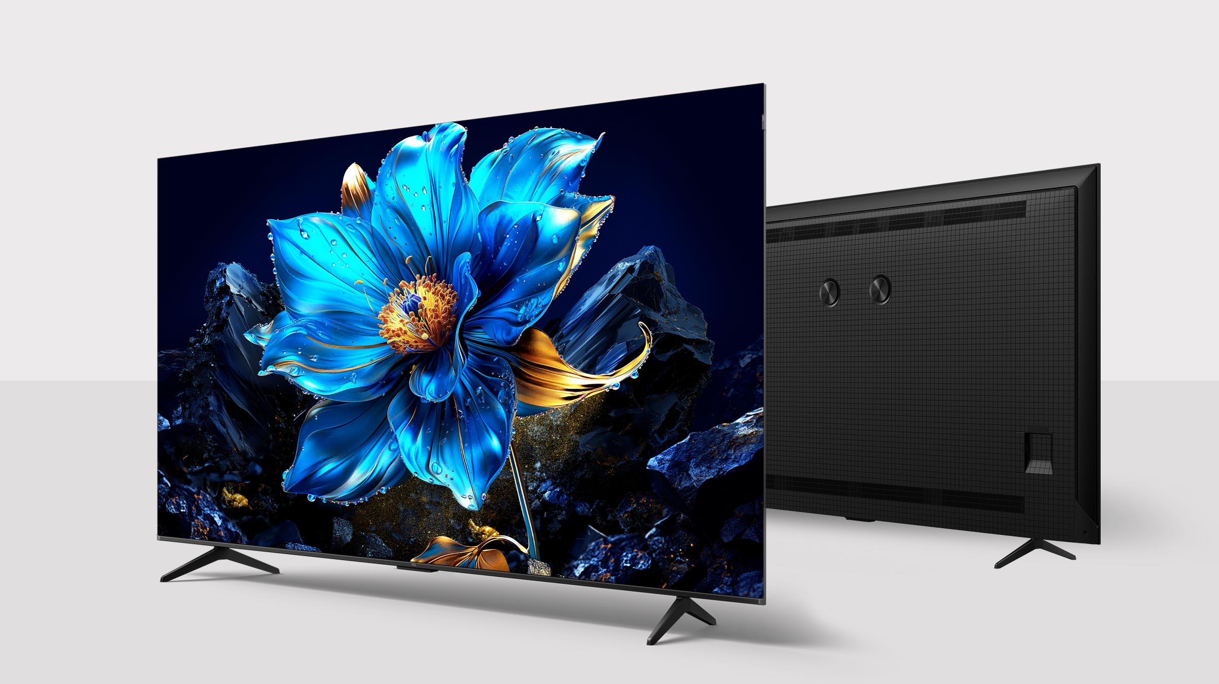 32 Тънък еднокорпусен дизайн на TCL P7K